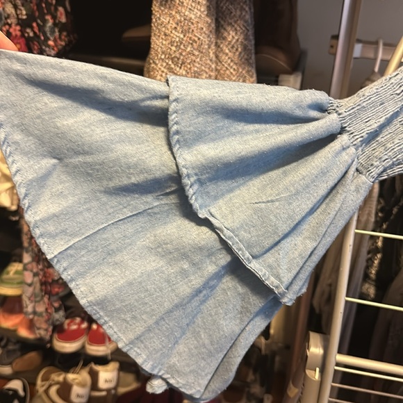 Crop top - Picture 2 of 2